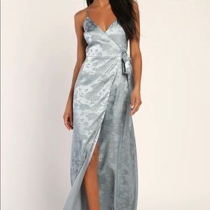 NWT Lulus light blue satin floral dress